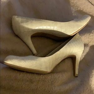 Lightly worn , worn once